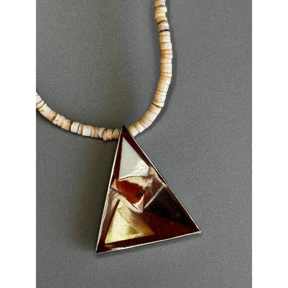 Vintage Shell Heishi Necklace Triangle Inlay Pendant 17 Inch Natural Materials - Picture 7 of 8